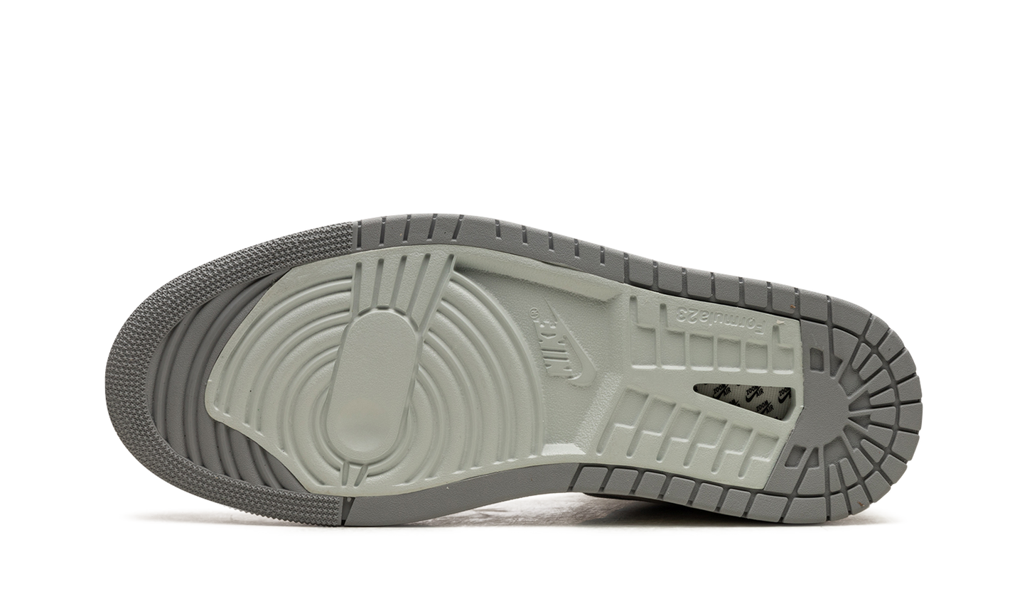 Air Jordan 1 Zoom CMFT 2 "Particle Grey" DV1307 101