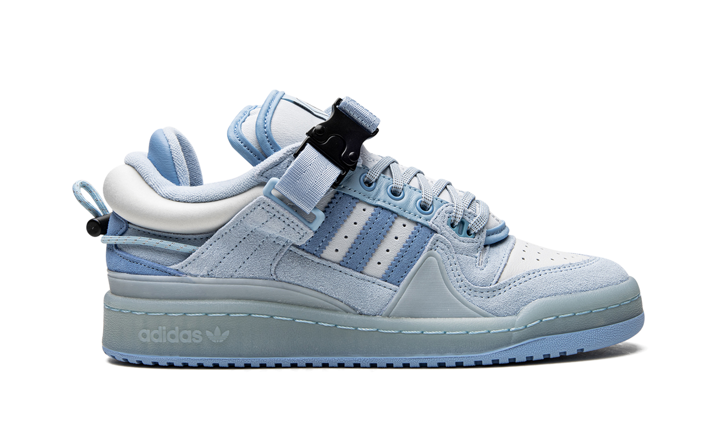 Forum Buckle Low GS "Bad Bunny - Blue Tint"