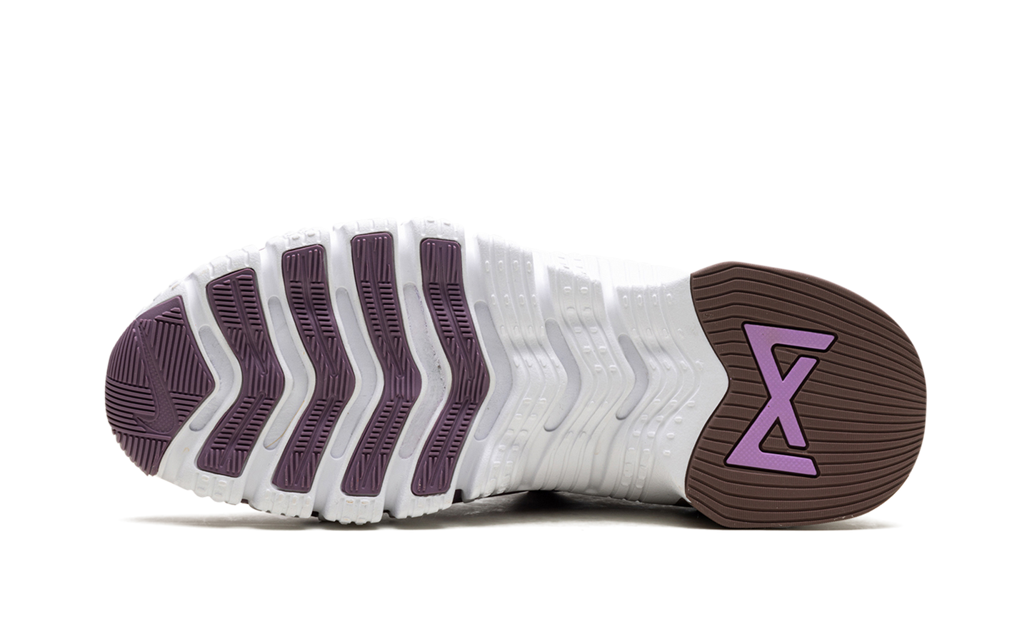 Free Metcon 5 WMNS "Violet Dust" DV3950 500