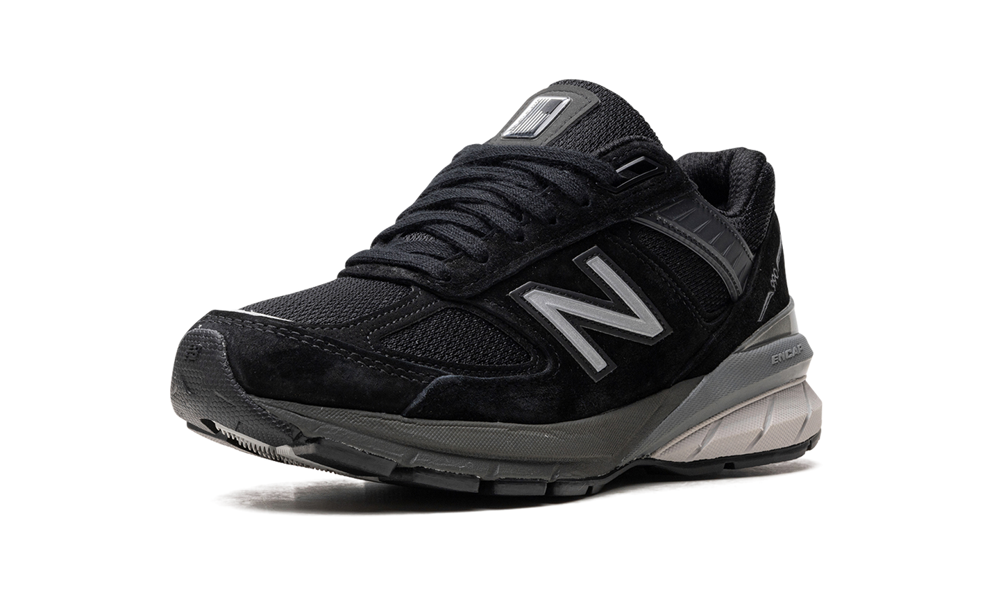 990v5 WMNS "Black / Silver"