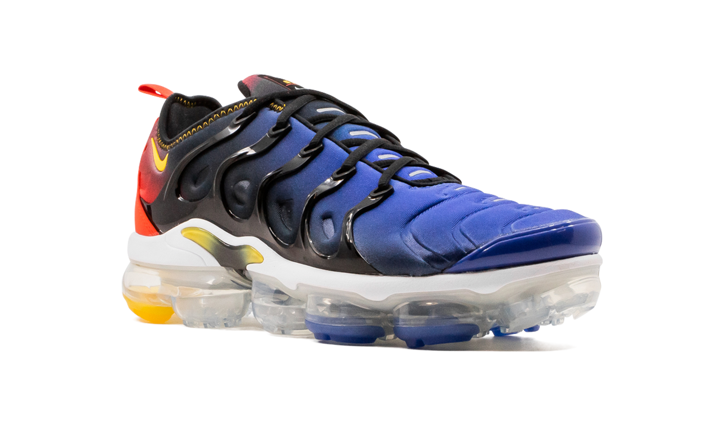 Air VaporMax Plus "Captain Marvel" DC1476 001