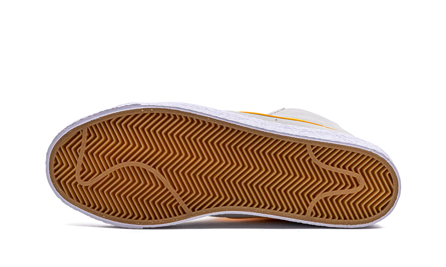 SB Blazer Mid "Laser Orange" 864349 110