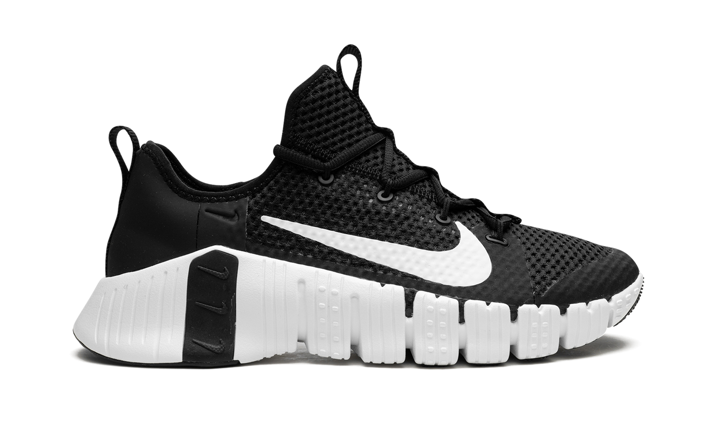 Free Metcon 3 "Black/White" CJ0861 010