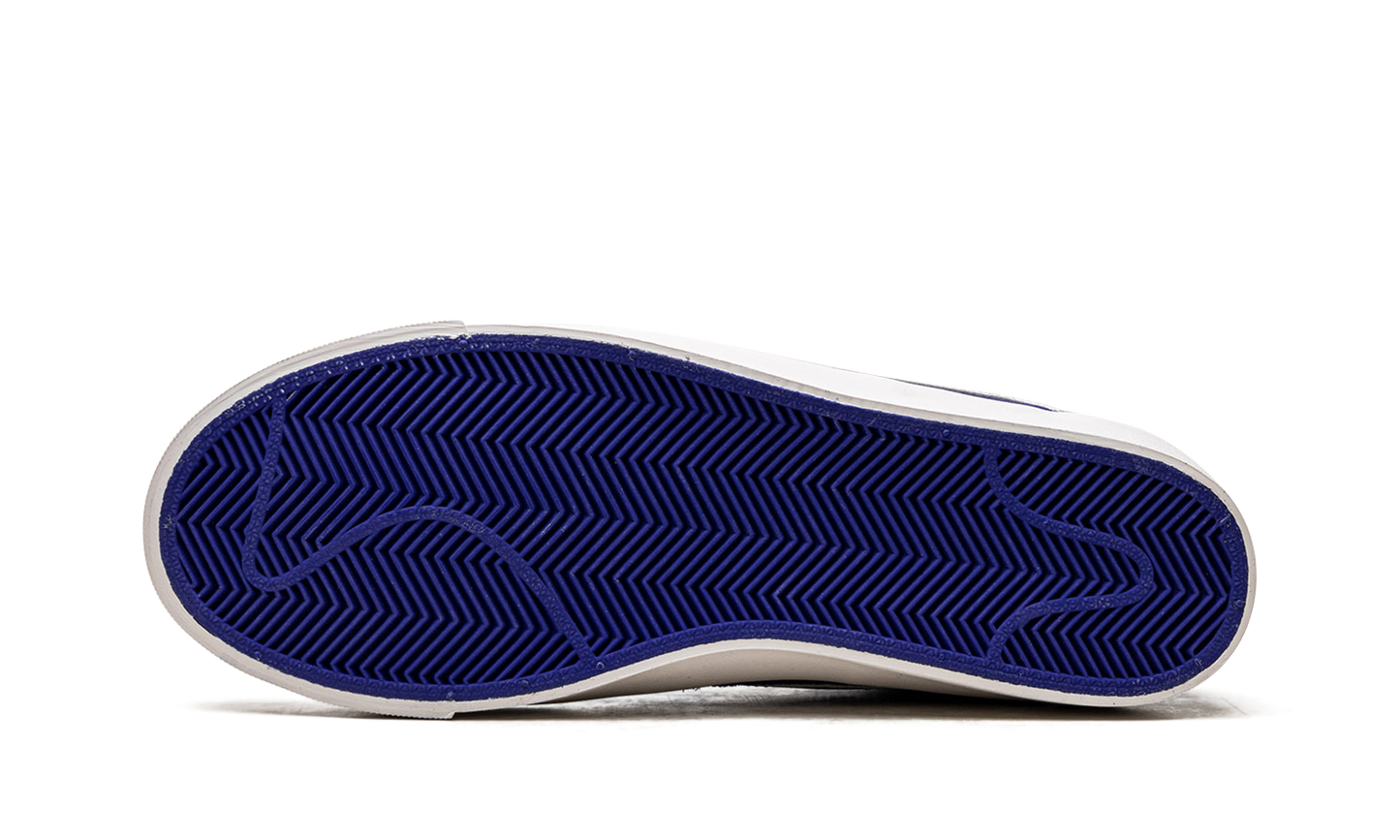 SB Blazer Low GT "Blue/White" DR9103 400