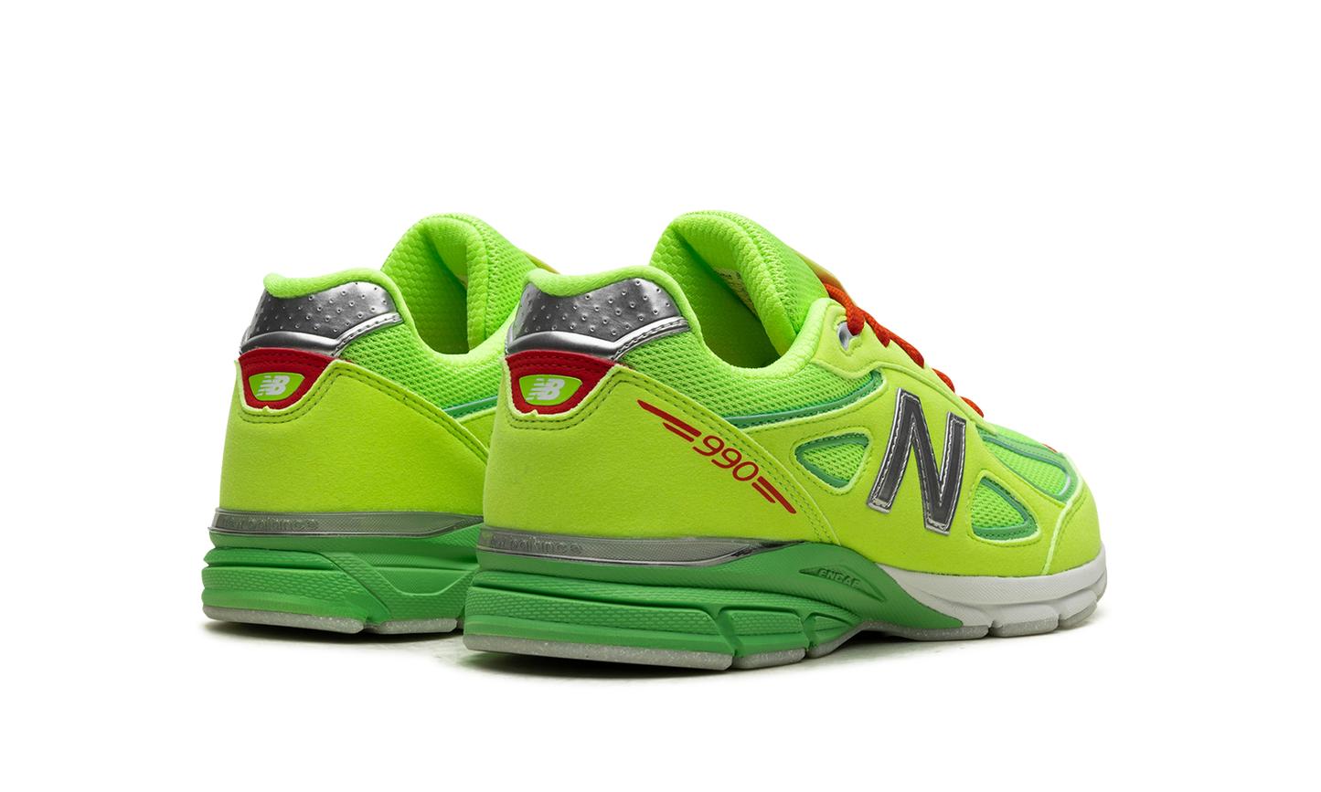 990v4 GS "DTLR - Festive"