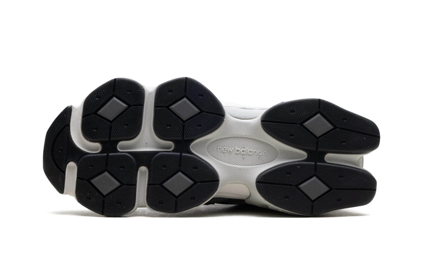 9060 "Black Grey" U9060JBD