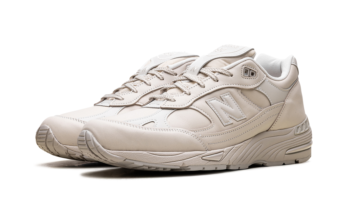 991 "Contemporary Luxe" M991OW