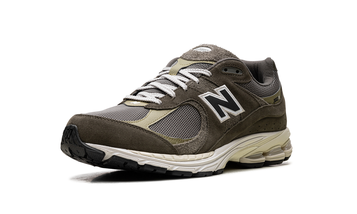 2002R "Zalando Exclusive Olive" M2002RZD