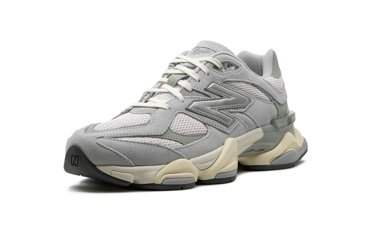 9060 "GRANITE" U9060SFB