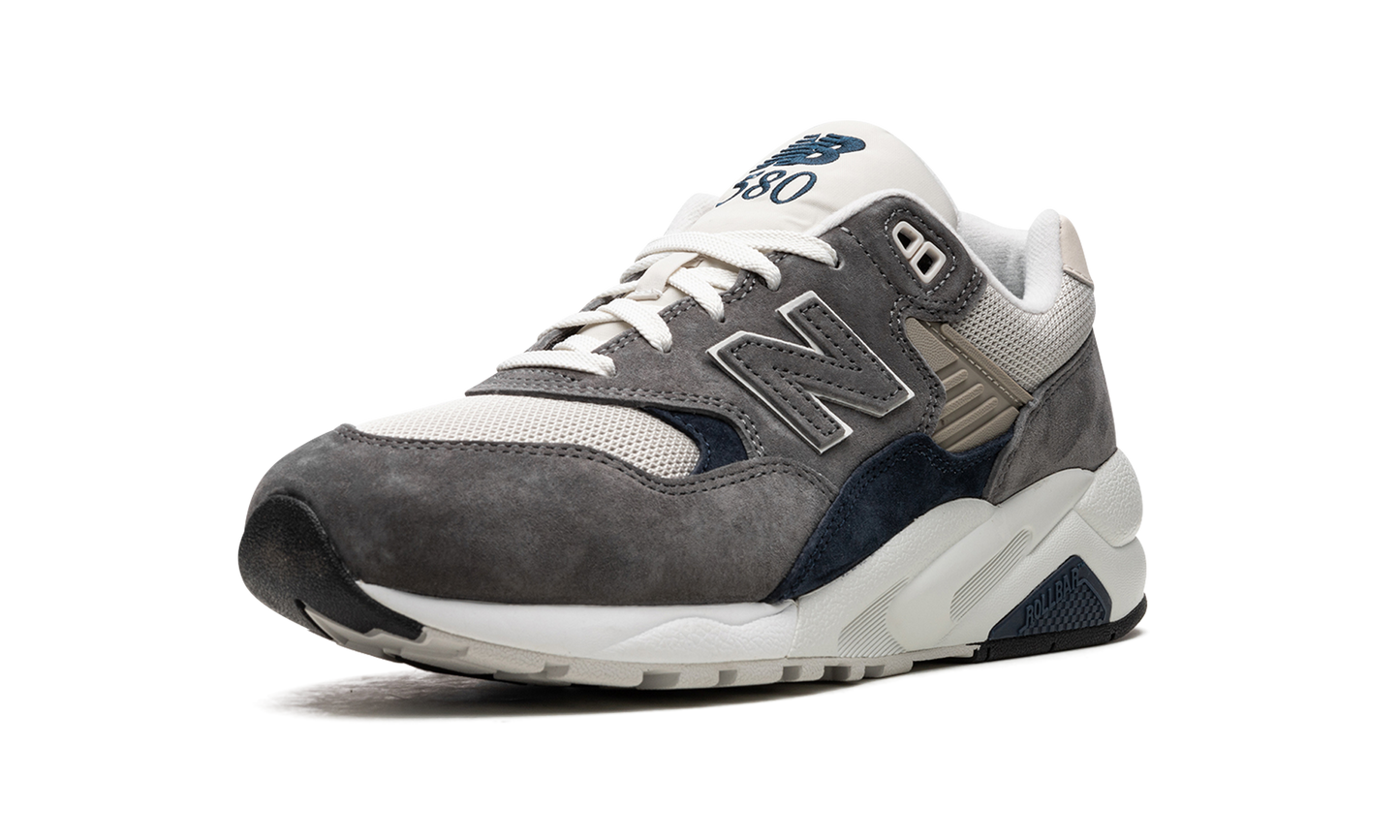 580 "Castlerock" MT580RCB