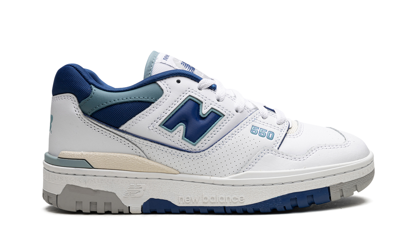 550 "White Blue Groove" BB550NCC