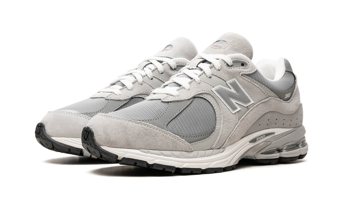 2002R Gore-Tex "Concrete" M2002RXJ