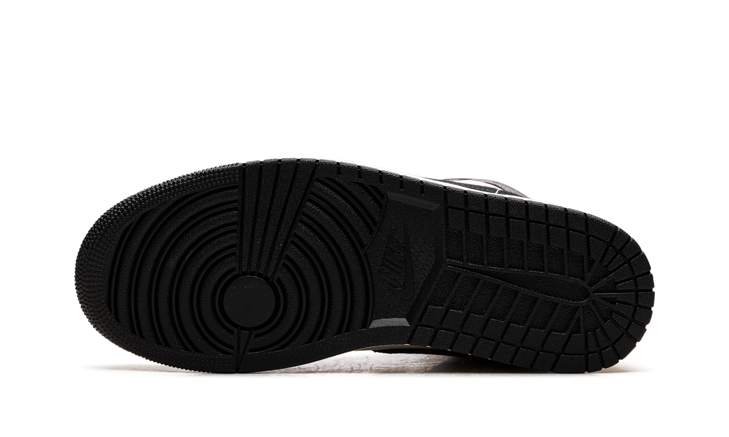 Air Jordan 1 Mid "Cave Stone" HQ2011 100