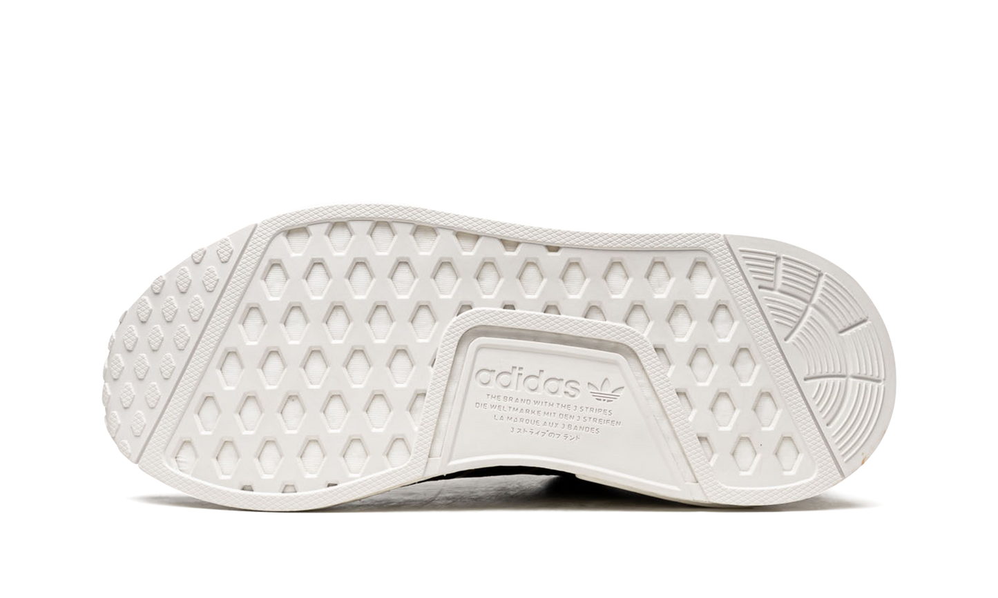 NMD R1 W "Black / Gold" FW6433