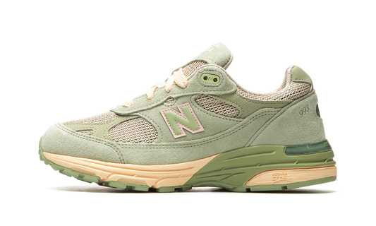 993 WMNS "Joe Freshgoods - Performance Art Sage" WR993JG1