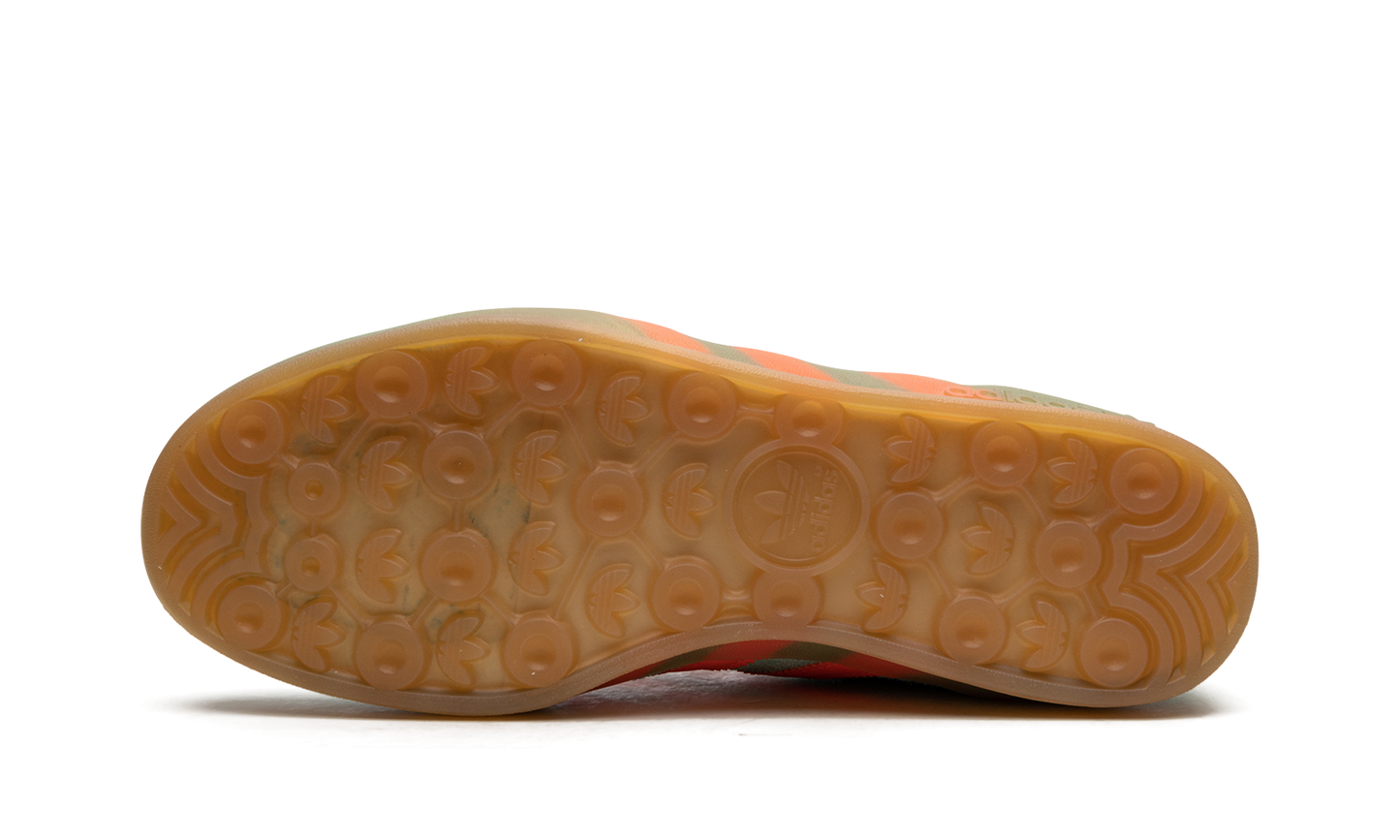 GAZELLE INDOOR WMNS "Pulse Mint" HQ8714