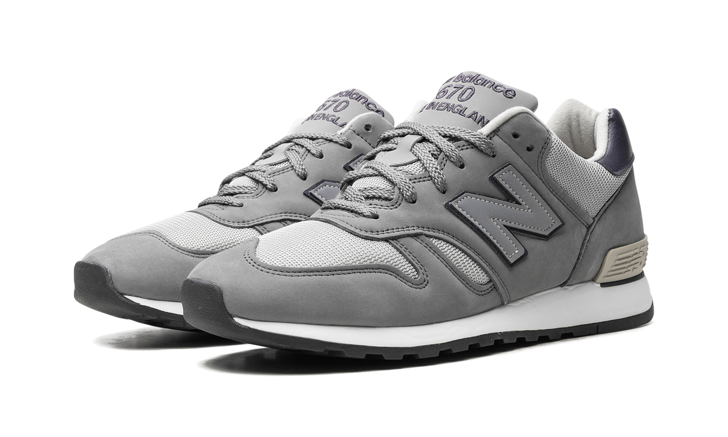 670 "Made in England - Grey"