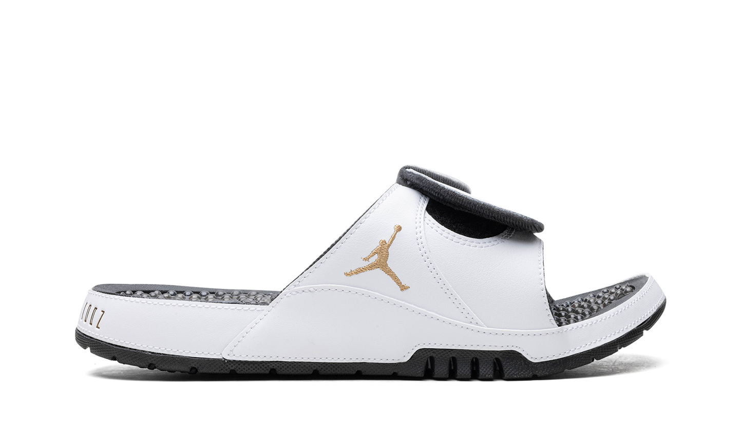 Jordan Hydro XI "Gratitude" FN2452 170