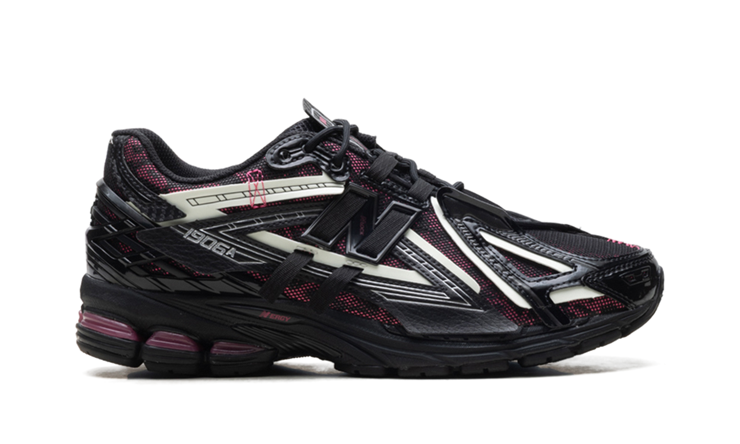 1906A "Black Drogon Berry" U1906AD