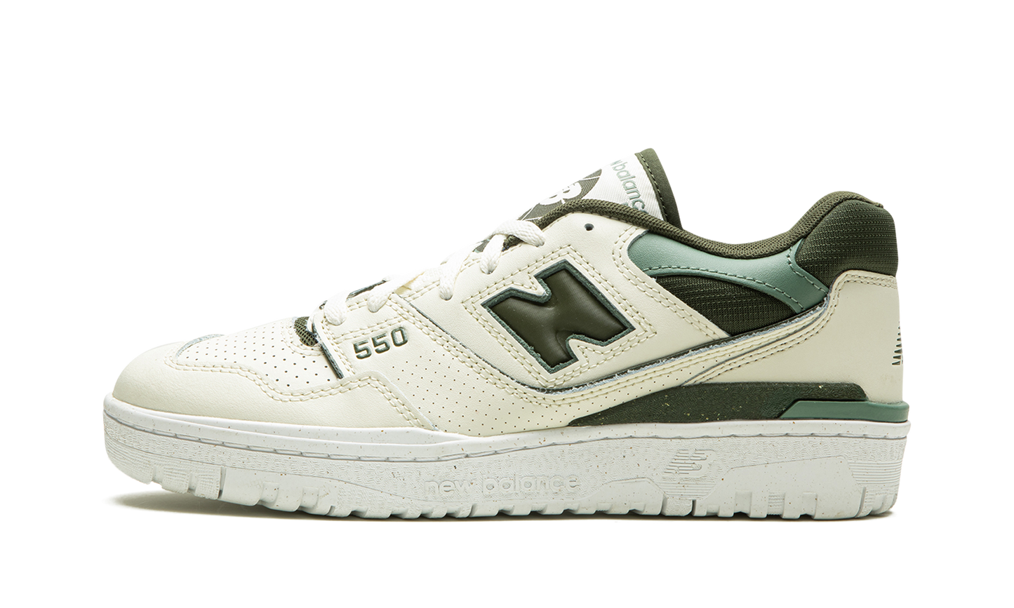550 WMNS "Angora Green"