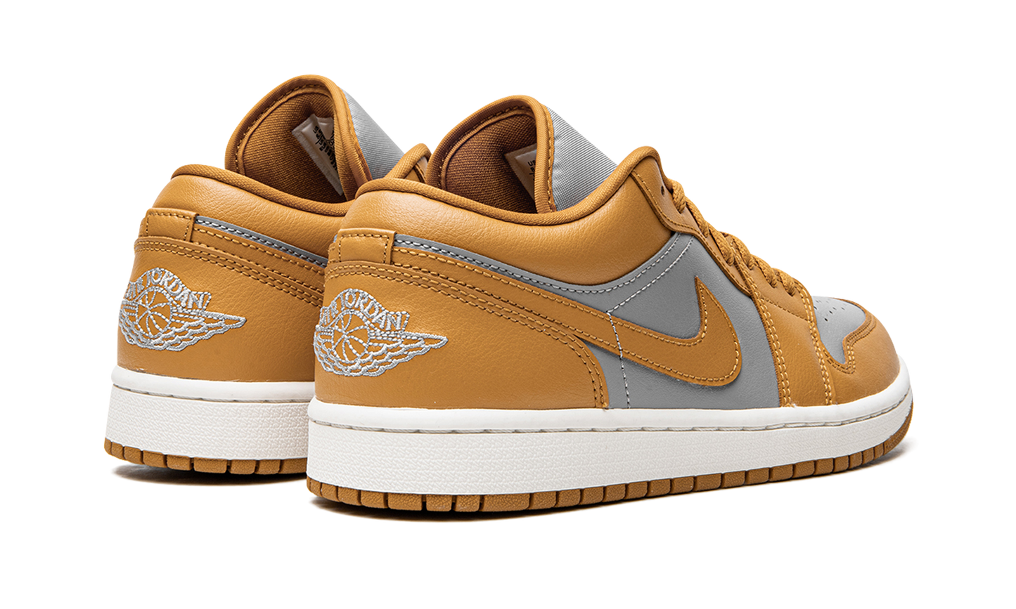 AIR JORDAN 1 LO WMNS "Chutney" DC0774 020