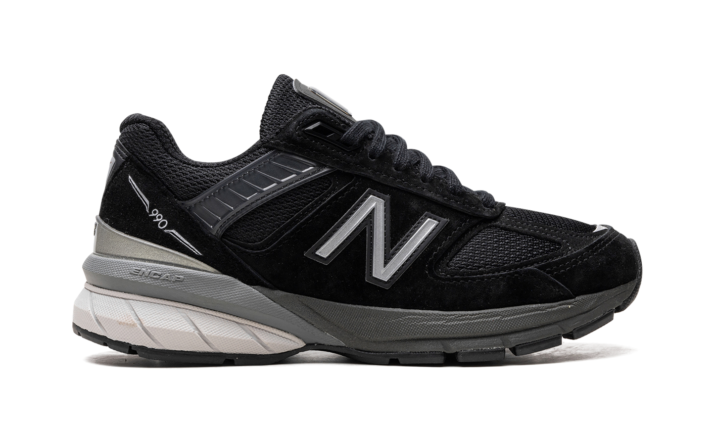 990v5 WMNS "Black / Silver"
