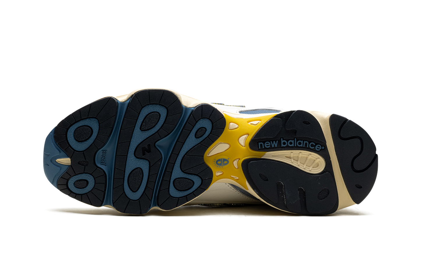 1000 "Sea Salt / Heron Blue" M1000CA