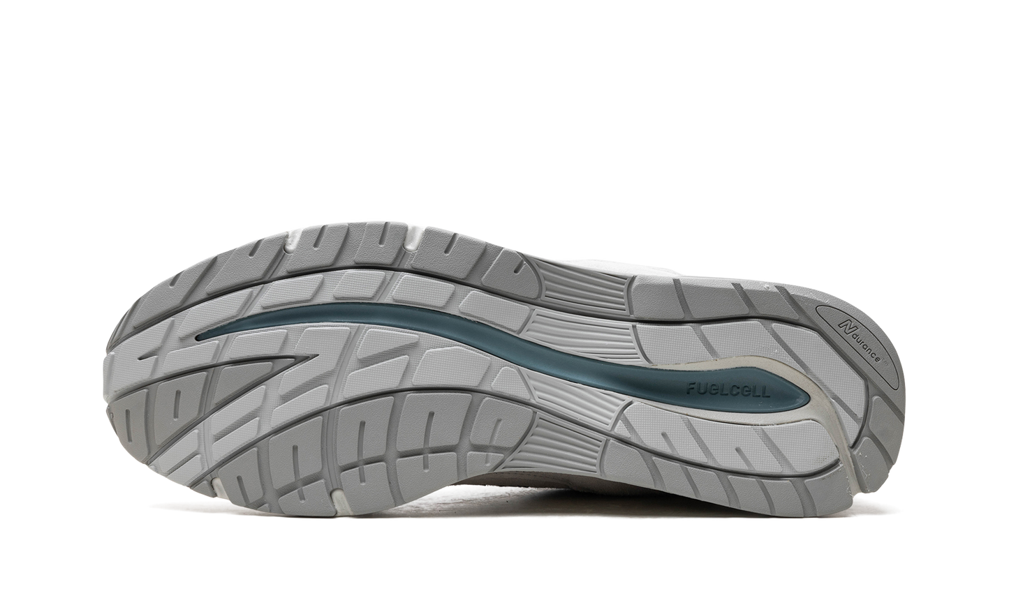 991 v2 "Nimbus Cloud" U991LG2