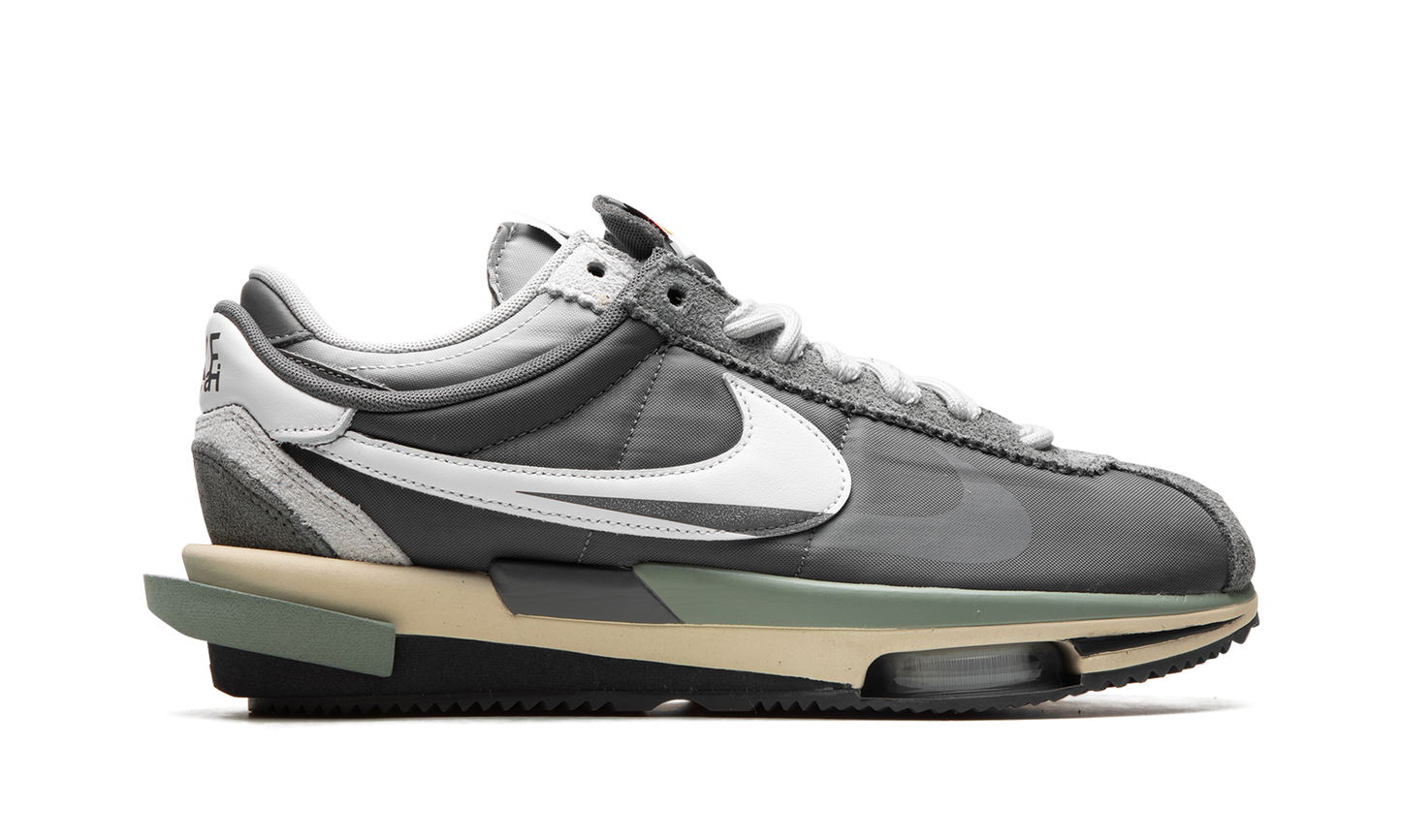 Cortez "sacai - Cool Grey" DQ0581 001