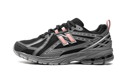 1906R "Black / Pink" M1906RHC