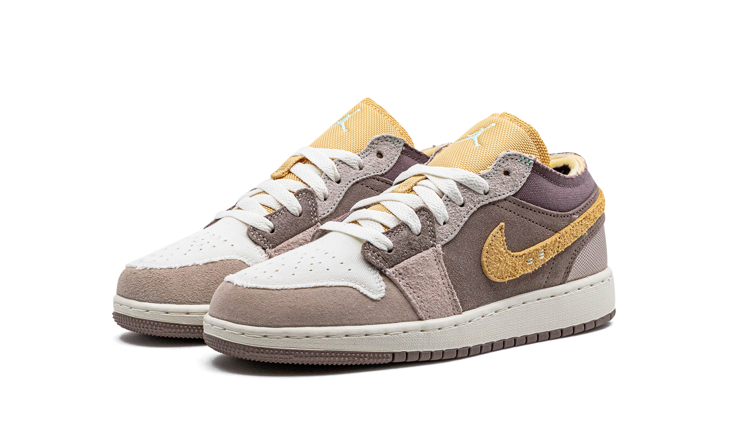 Jordan 1 Low SE Craft GS "Taupe Haze" DZ4465 200