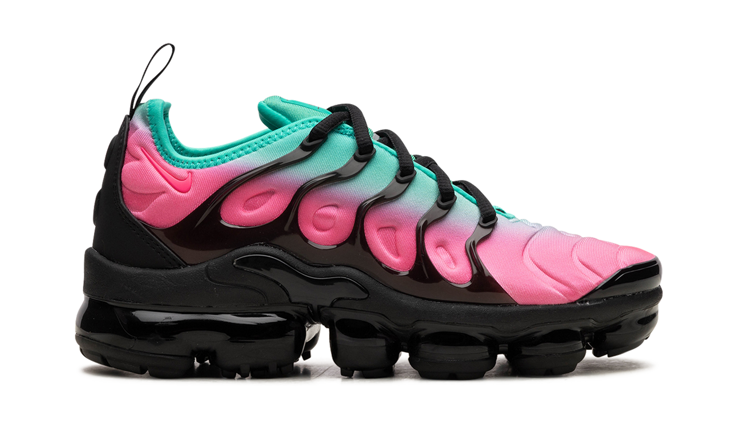 VAPORMAX PLUS WMNS "Miami Nights" FN7175 630