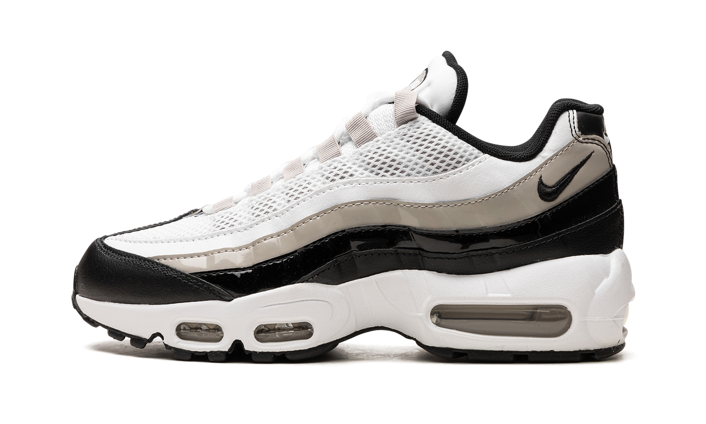 AIR MAX 95 WMNS "Light Iron Ore / Black Patent" DR2550 100