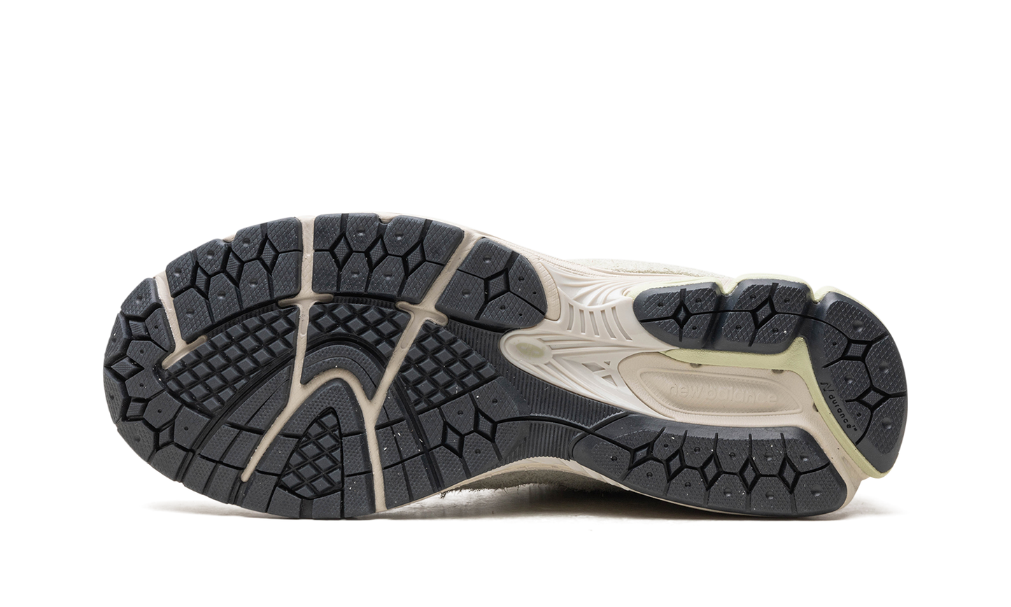 2002R "Green" m2002ral