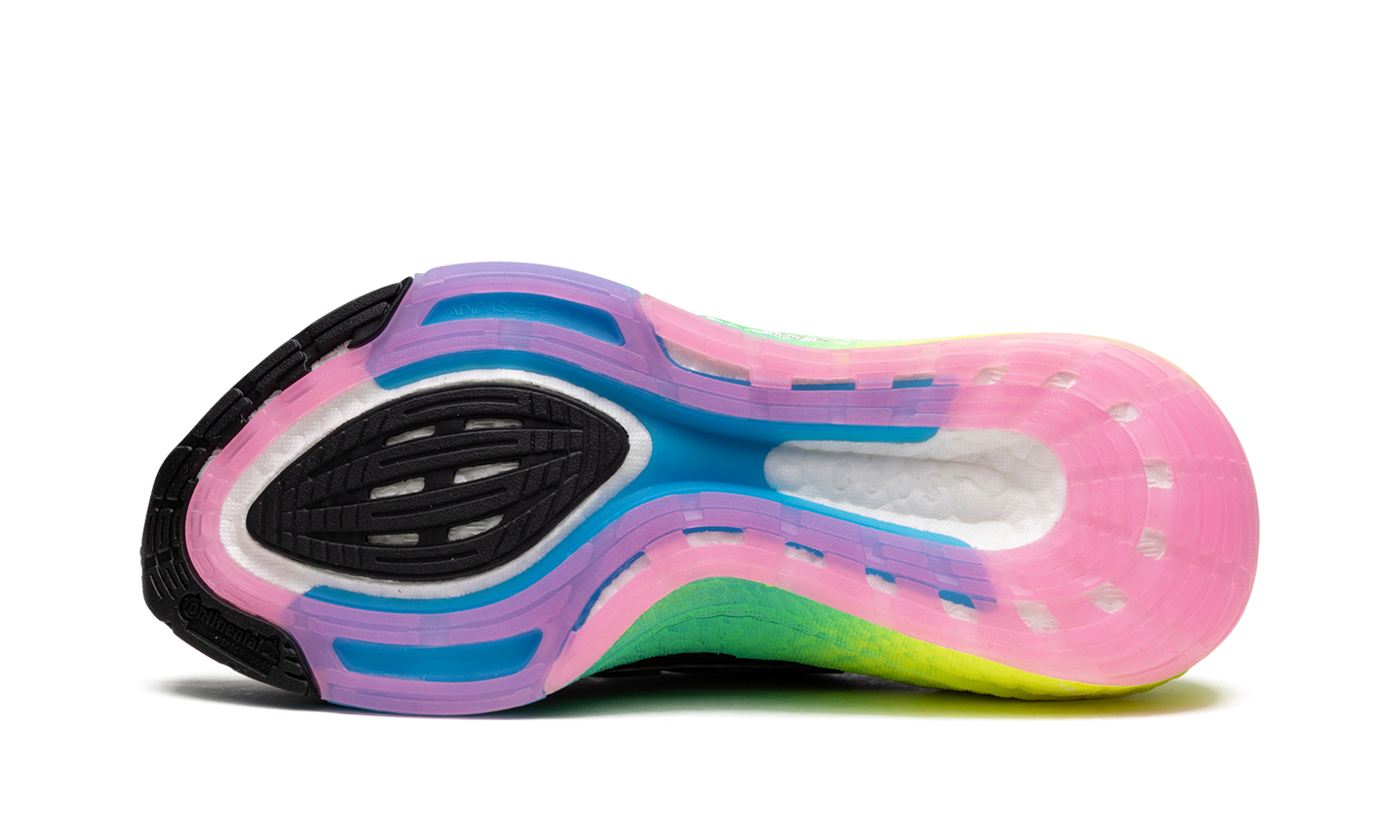 Ultraboost 22 "Black / Multicolor Midsole" GV8829