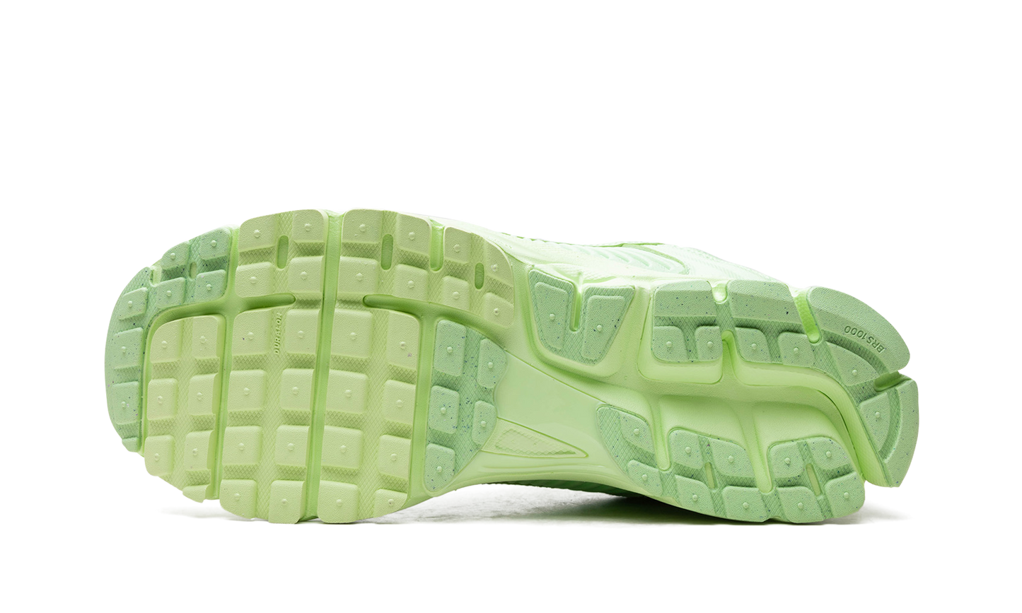 Zoom Vomero 5 "Pistachio" HF5493 301