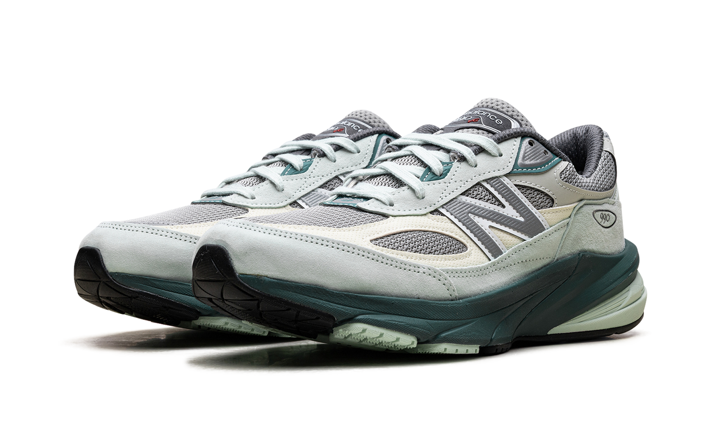 990v6 Made In USA "New Spruce" U990GT6