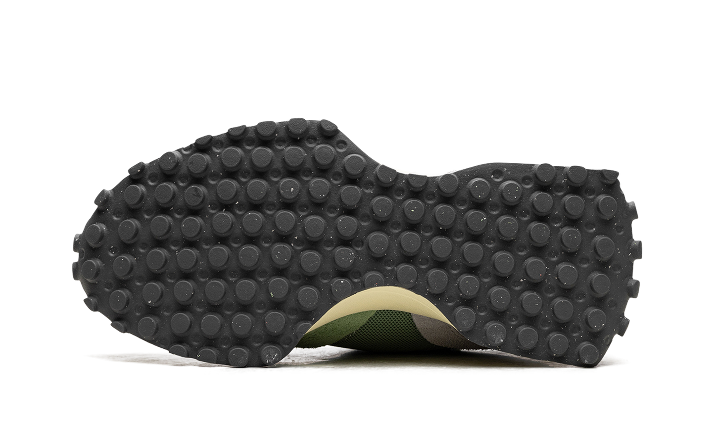 327 "CHIVE AVOCADO" U327WRD