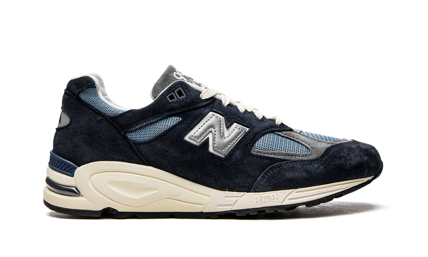 990v2 "Teddy Santis - Navy" M990TB2