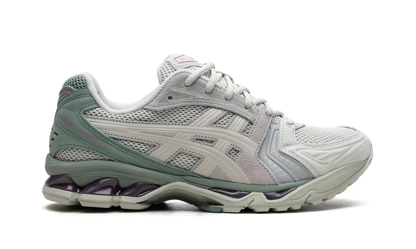 Gel-Kayano 14 "Light Sage Smoke Grey" 1201A161 023