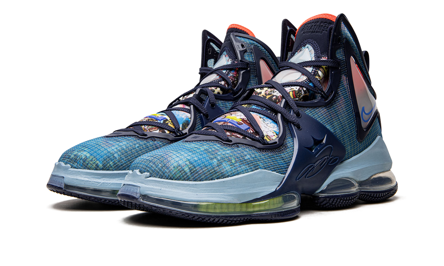 LeBron 19 "Fast Food" CZ0203 400