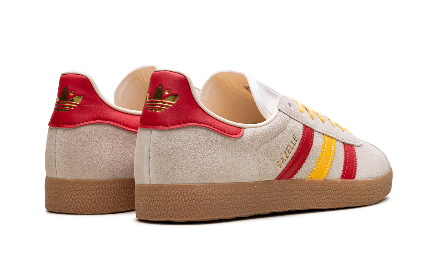 Gazelle WMNS "White Spark Scarlet" IE9125