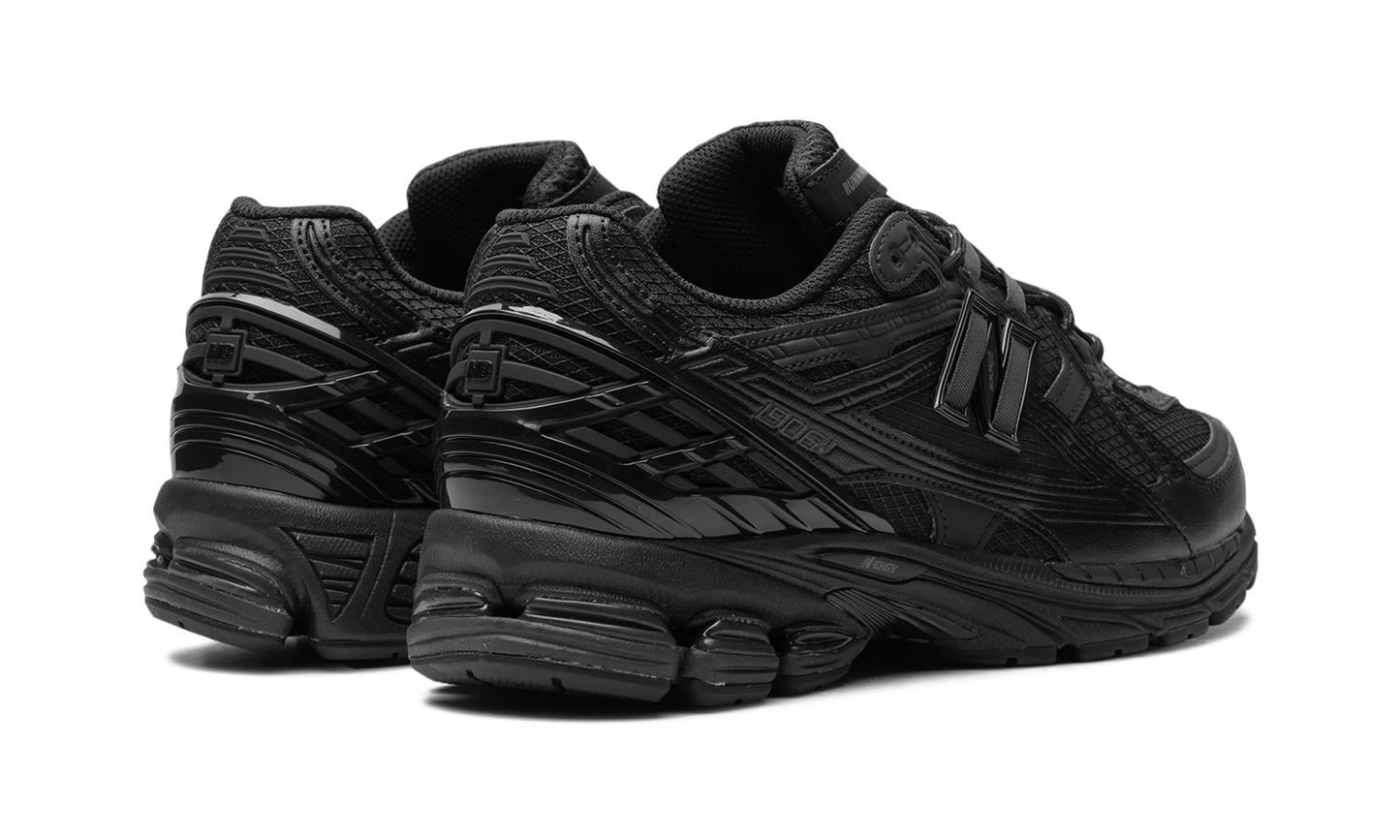 1906 "Tripple Black" M1906NJ