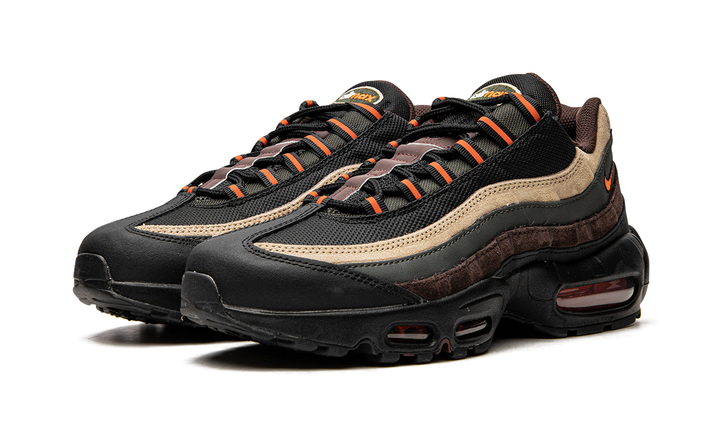 Air Max 95 "Dark Army" DH4754 300