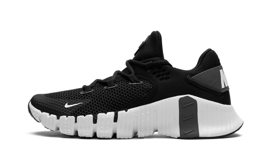 Free Metcon 4 Black "Black / White" CT3886 010