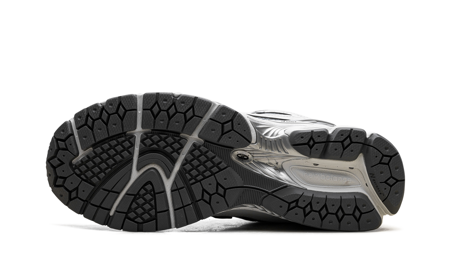 1906R "Grey Matter Slate Grey Silver" U1906RSB