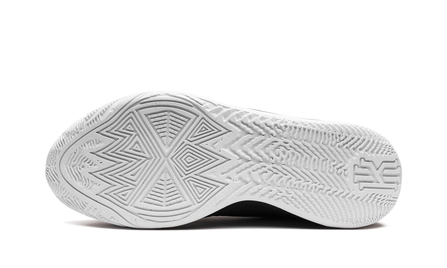 Kyrie Flytrap VI "Iron Grey" DM1125 001