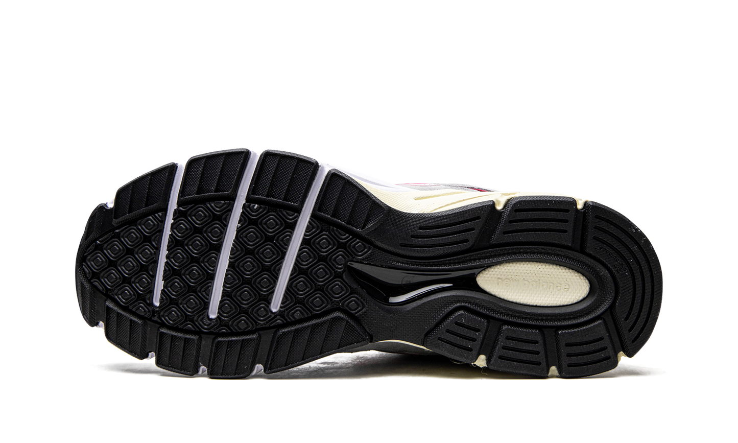 990v4 "Kith United Arrows & Sons" M990KT4