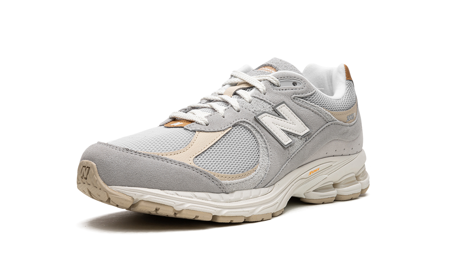 2002R "Concrete" M2002RSB