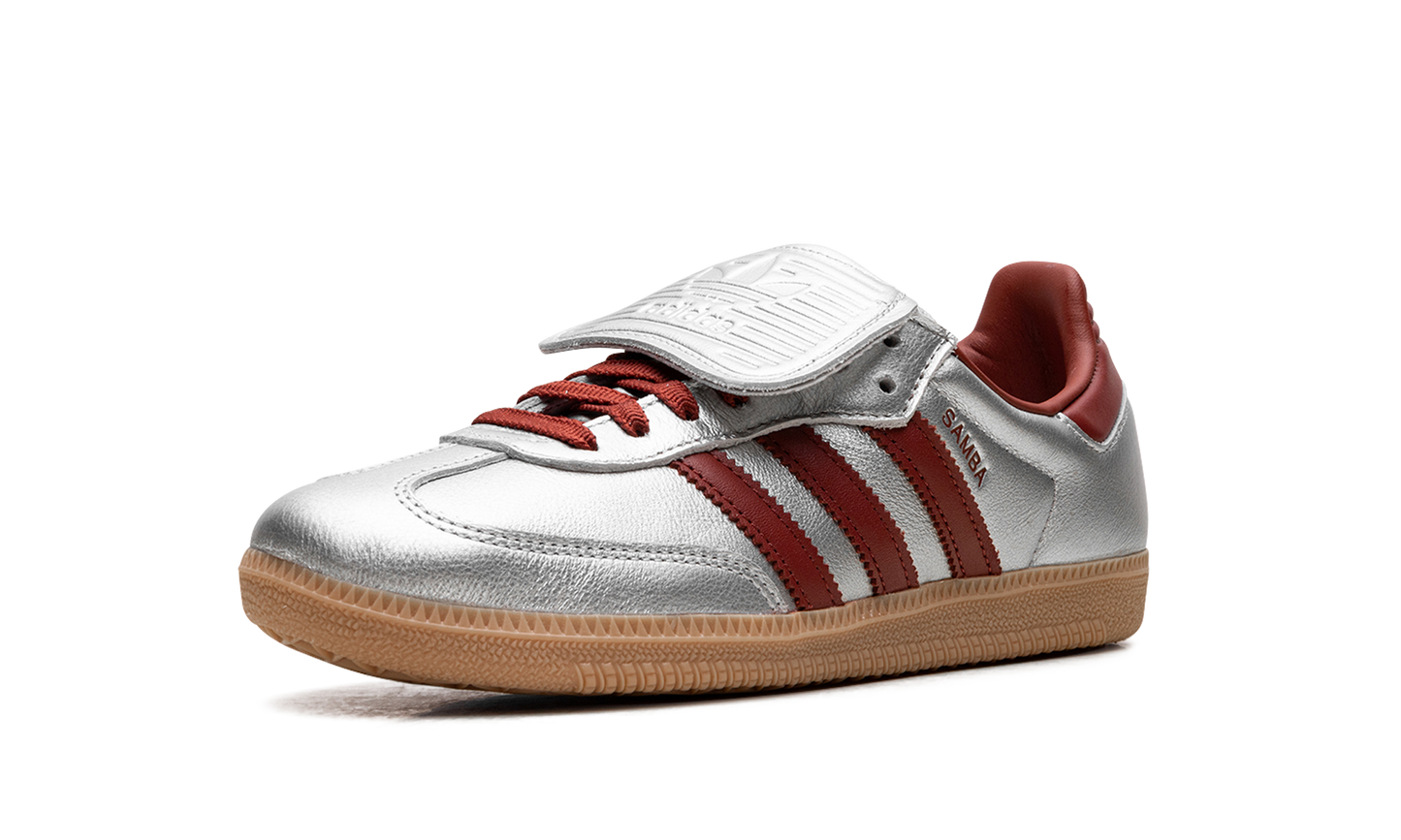 Samba LT WMNS "Silver Metallic Ruby Gum" JH5707